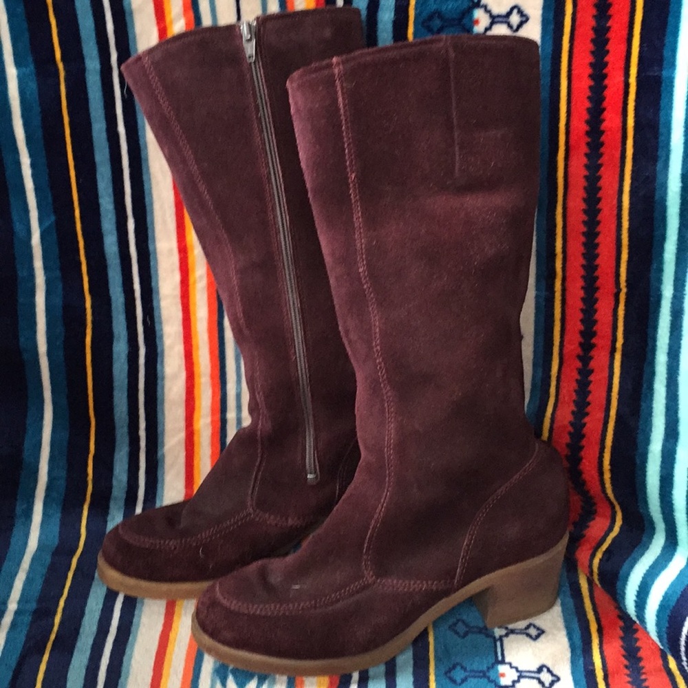 Burgundy maroon suede boots Made in Germany